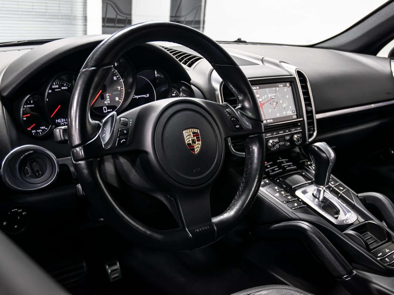 2012 Porsche Cayenne AWD S HYBRID NAVIGATION PANORAMIC SUNROOF Photo