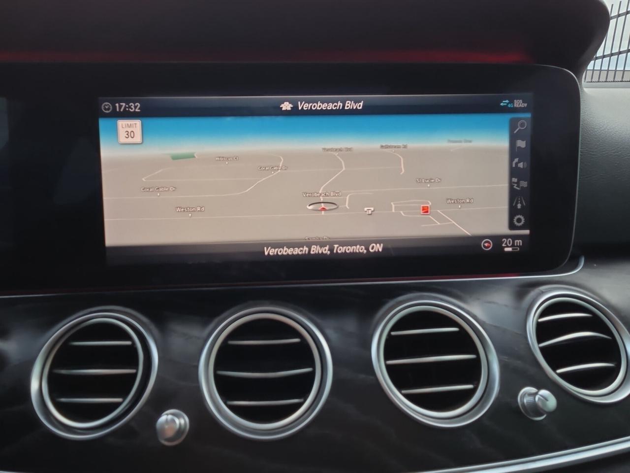 2019 Mercedes-Benz E-Class E 300 4MATIC AMG PKG * NO ACCIDENTS / BURMESTER SO Photo