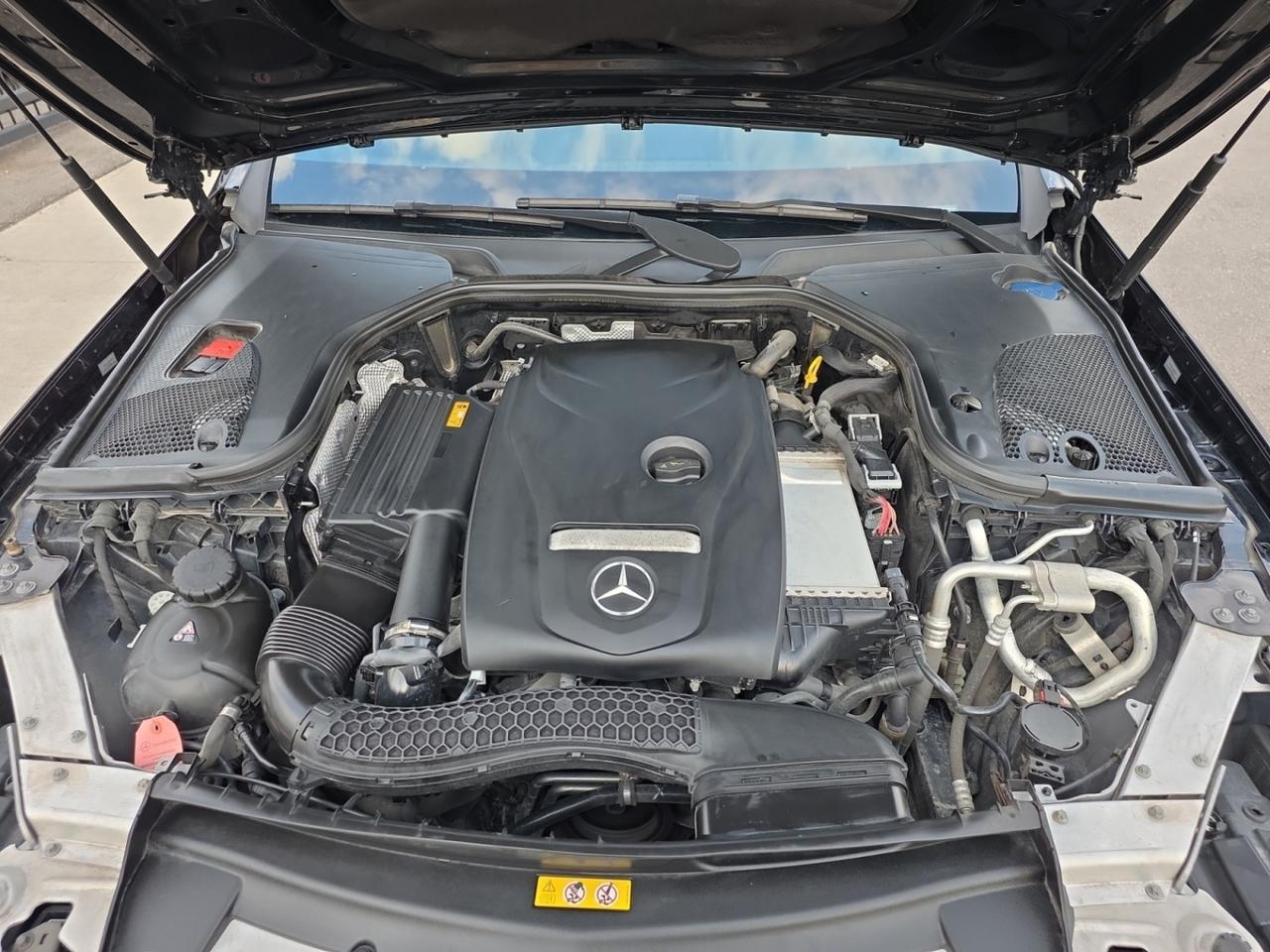 2019 Mercedes-Benz E-Class E 300 4MATIC AMG PKG * NO ACCIDENTS / BURMESTER SO Photo
