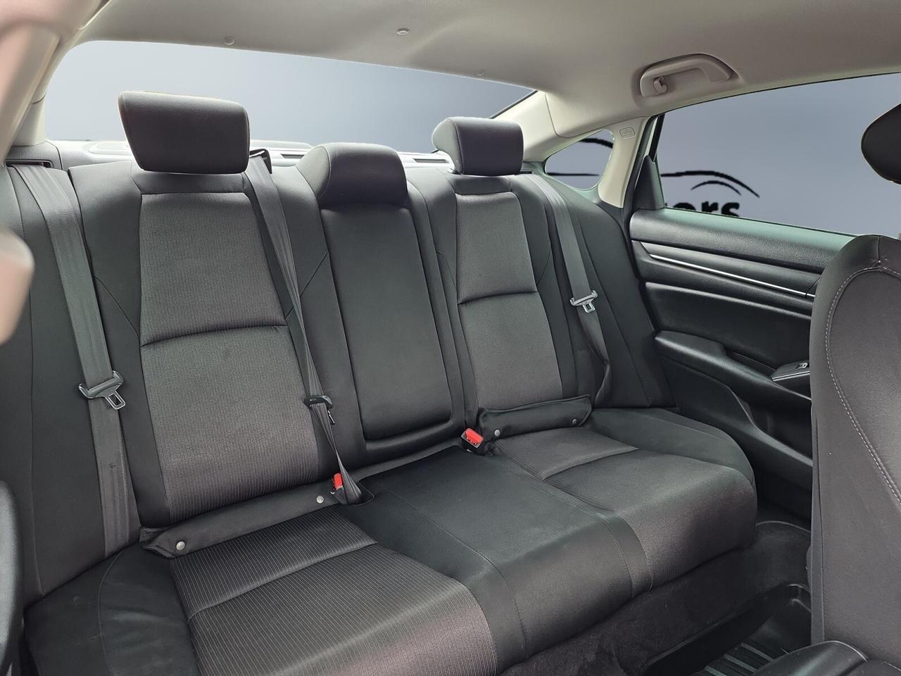 2020 Honda Accord LX * NO ACCIDENTS / CARPLAY / CAMERA / LED LIGHTS Photo