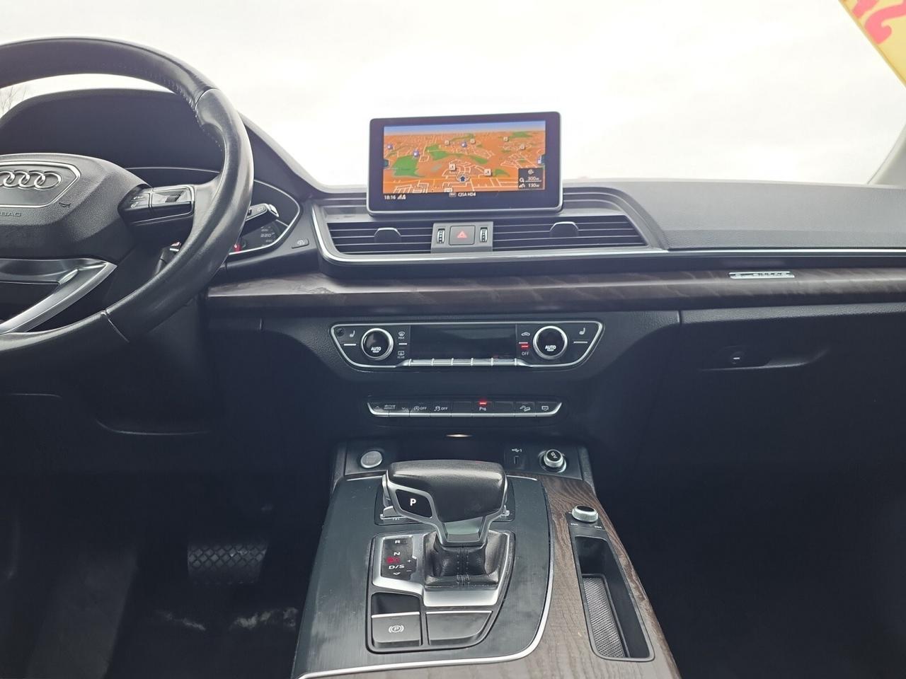 2019 Audi Q5 Progressiv * NO ACCIDENT / NAVI / CAM / PANO / CAR Photo