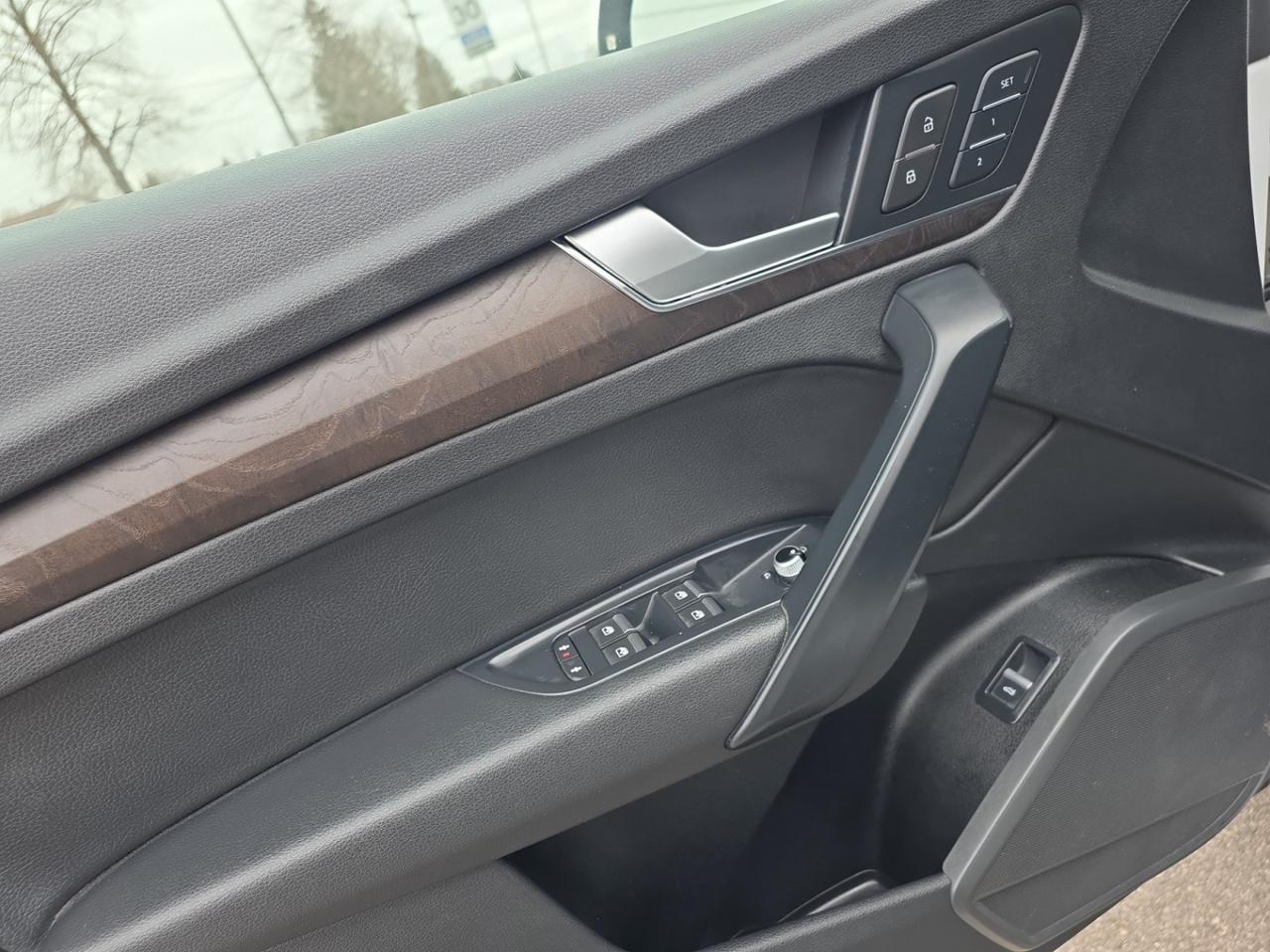 2019 Audi Q5 Progressiv * NO ACCIDENT / NAVI / CAM / PANO / CAR Photo