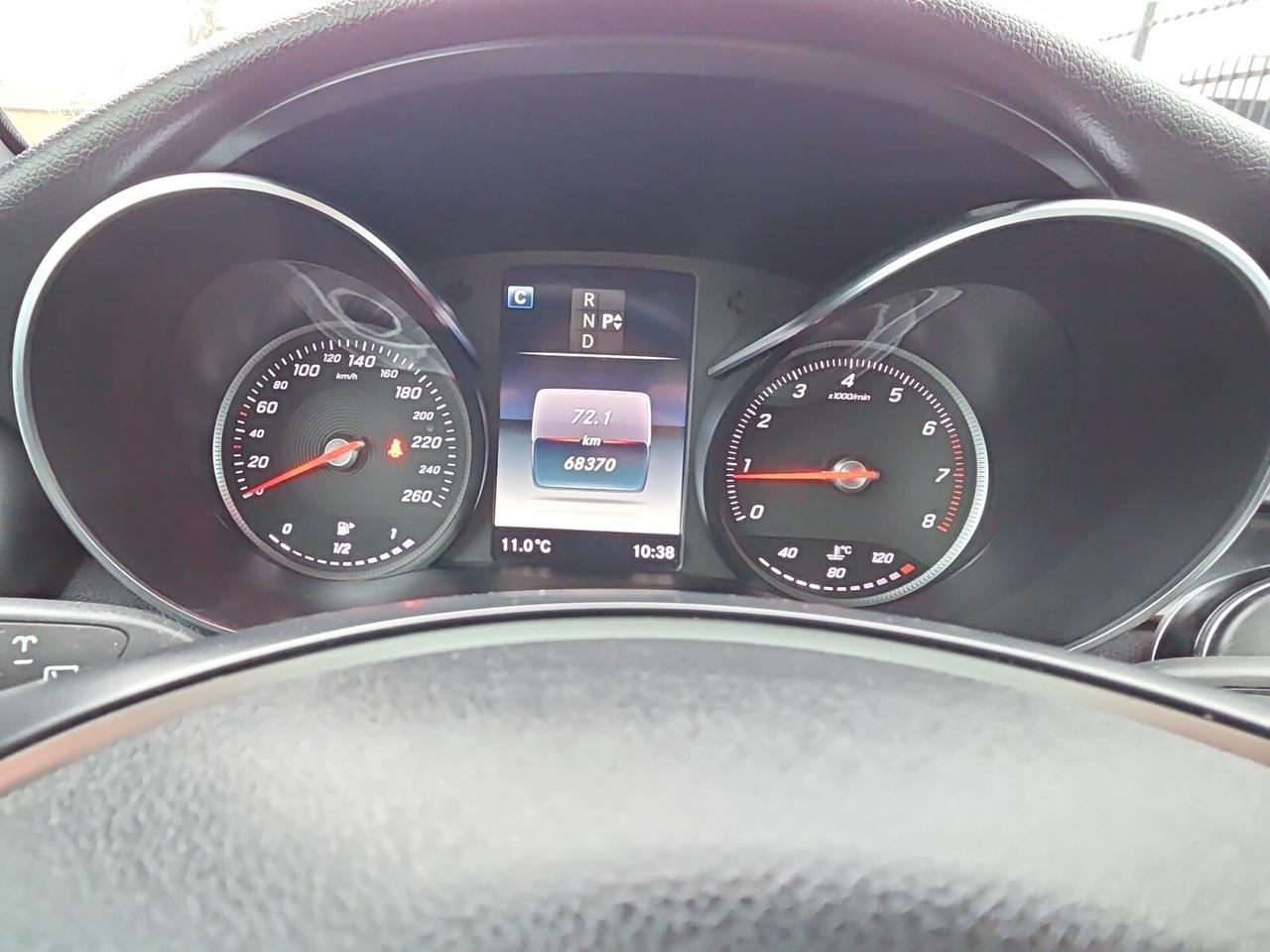 2019 Mercedes-Benz GLC-Class GLC 300 4MATIC * LOW KM / PANORAMIC ROOF / 360 CAM Photo