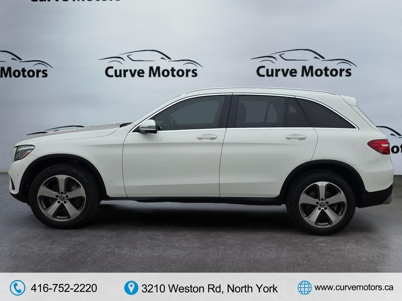 2019 Mercedes-Benz GLC-Class GLC 300 4MATIC * LOW KM / PANORAMIC ROOF / 360 CAM Photo
