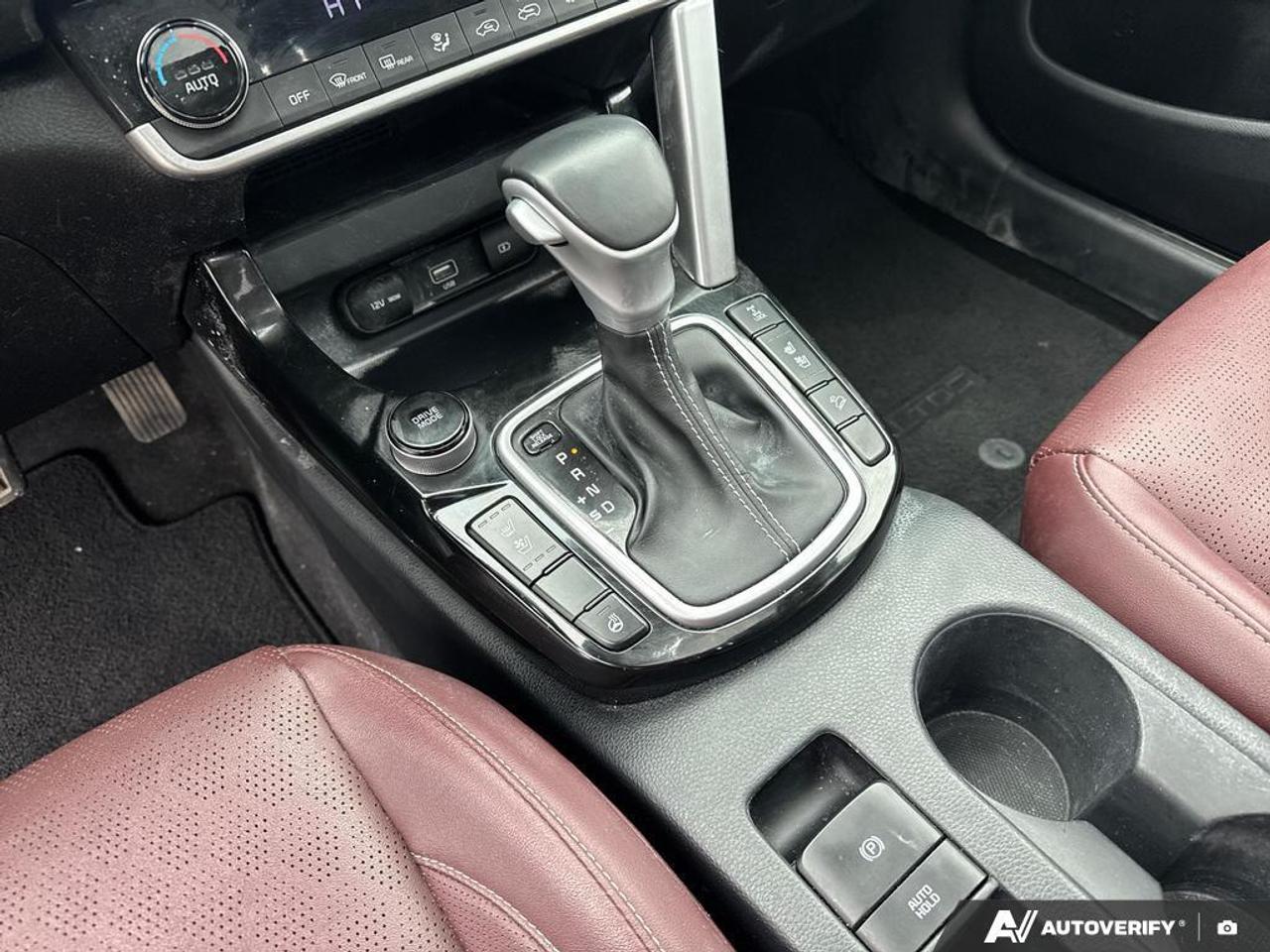 2022 Kia Seltos SX Turbo w/Black Interior BACKUP CAM   HEATED & CO Photo