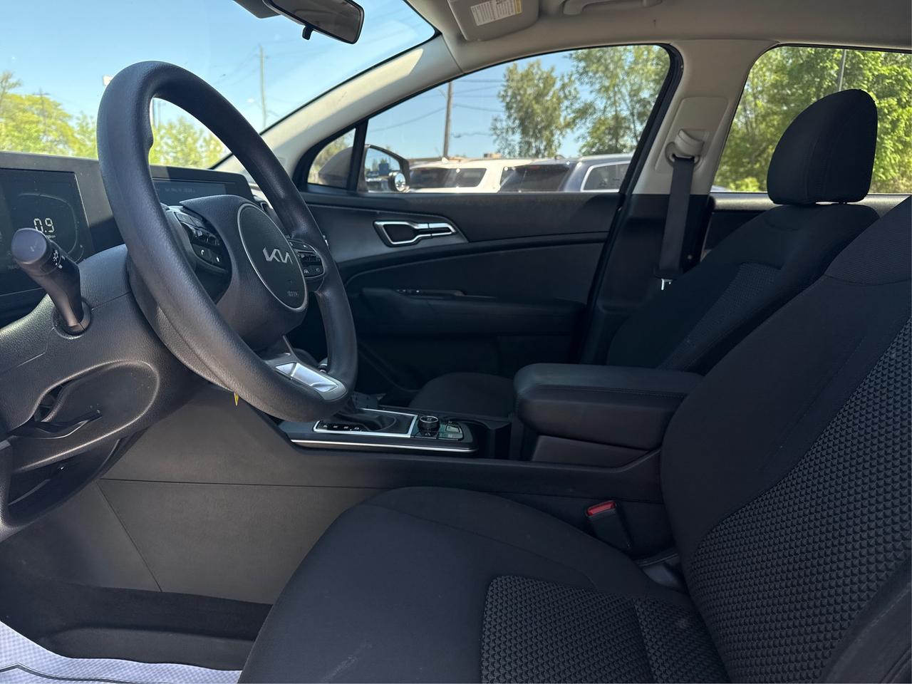 2023 Kia Sportage LX CRUISE CLEAN MUST SEE WE FINANCE ALL CREDIT Photo