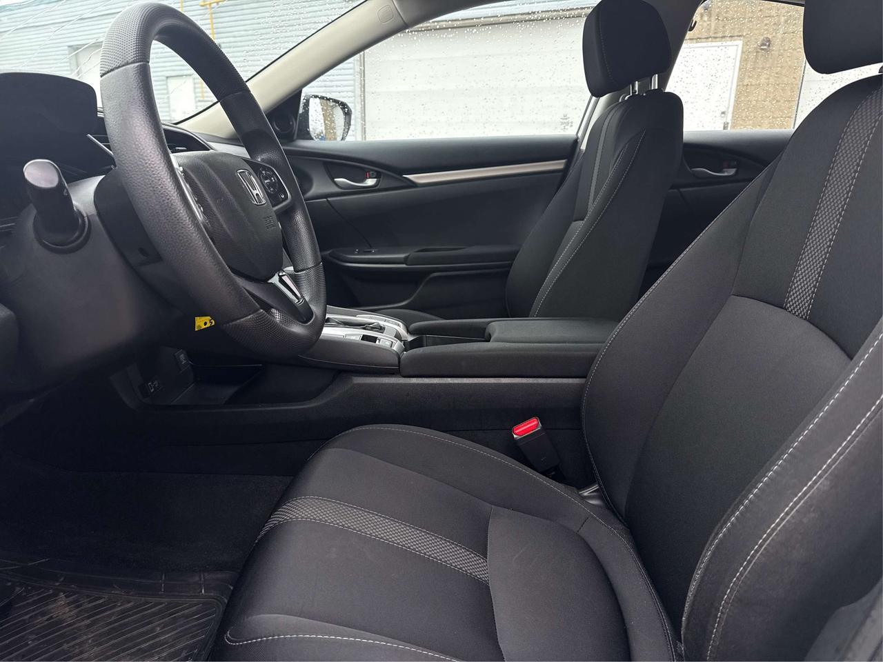 2020 Honda Civic LX CLEAN HEATED SEATS! WE FINANCE ALL CREDIT! Photo