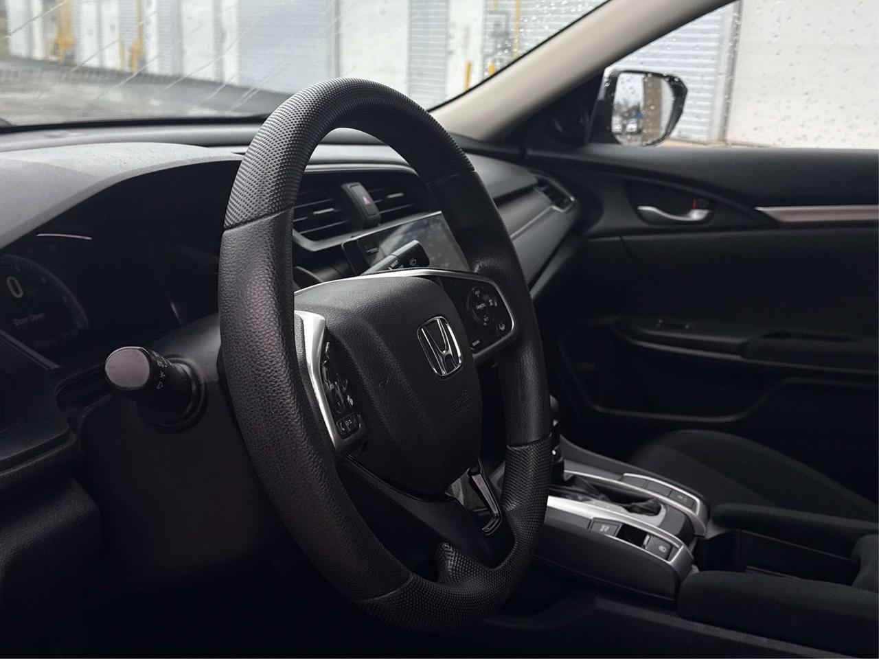2020 Honda Civic LX CLEAN HEATED SEATS! WE FINANCE ALL CREDIT! Photo