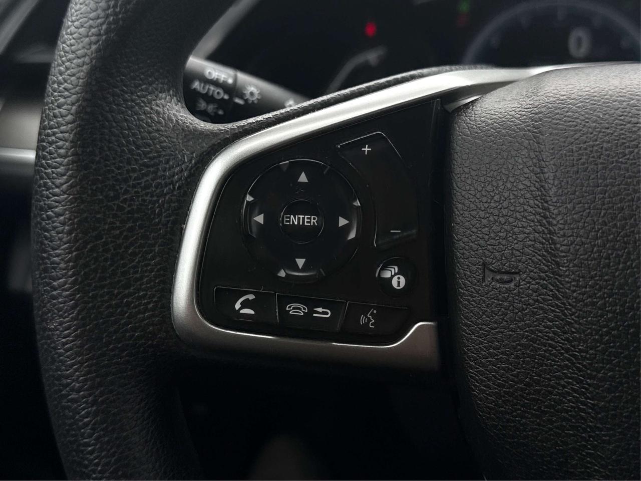 2020 Honda Civic LX CLEAN HEATED SEATS! WE FINANCE ALL CREDIT! Photo