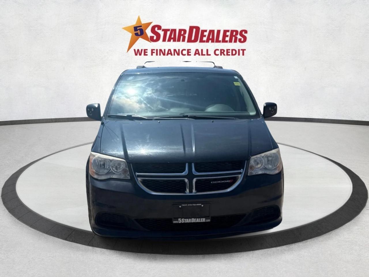 2014 Dodge Grand Caravan SXT CERTIFIED CLEAN VAN WE FINANCE ALL CREDIT Photo