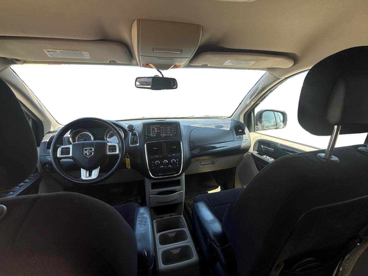 2014 Dodge Grand Caravan SXT CERTIFIED CLEAN VAN WE FINANCE ALL CREDIT Photo