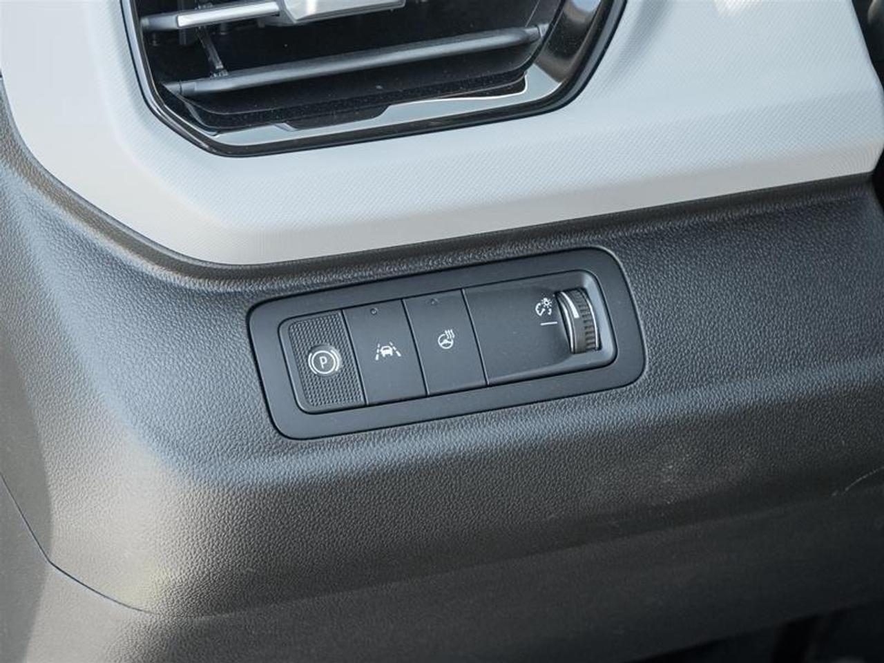 2027 Chevrolet Bolt LT 4dr Photo