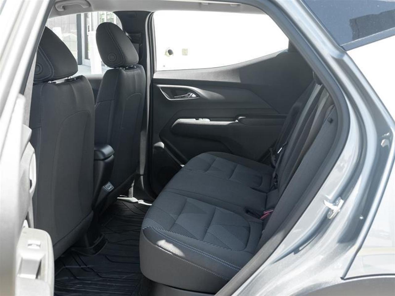 2027 Chevrolet Bolt LT 4dr Photo
