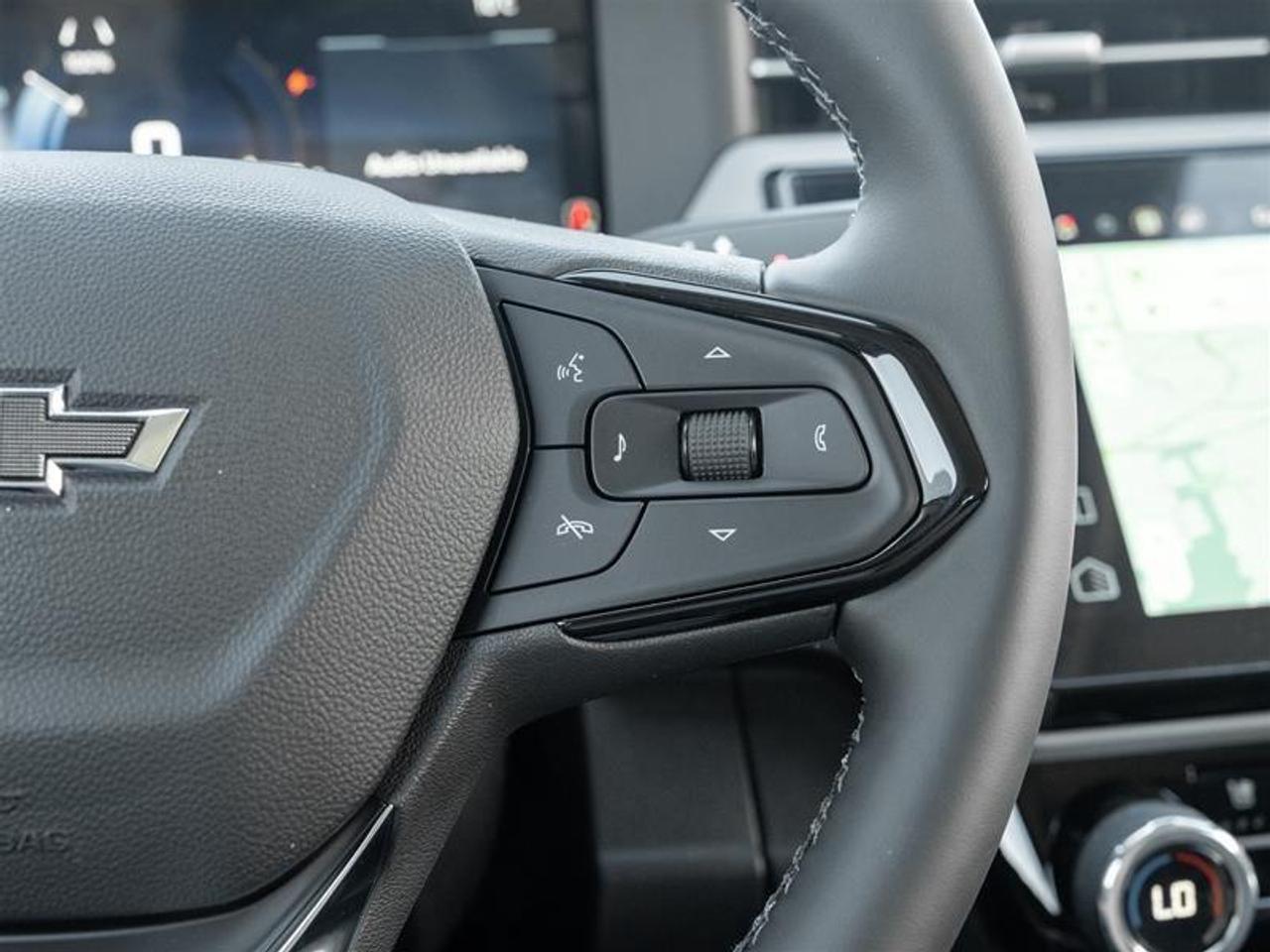 2027 Chevrolet Bolt RS 4dr Photo