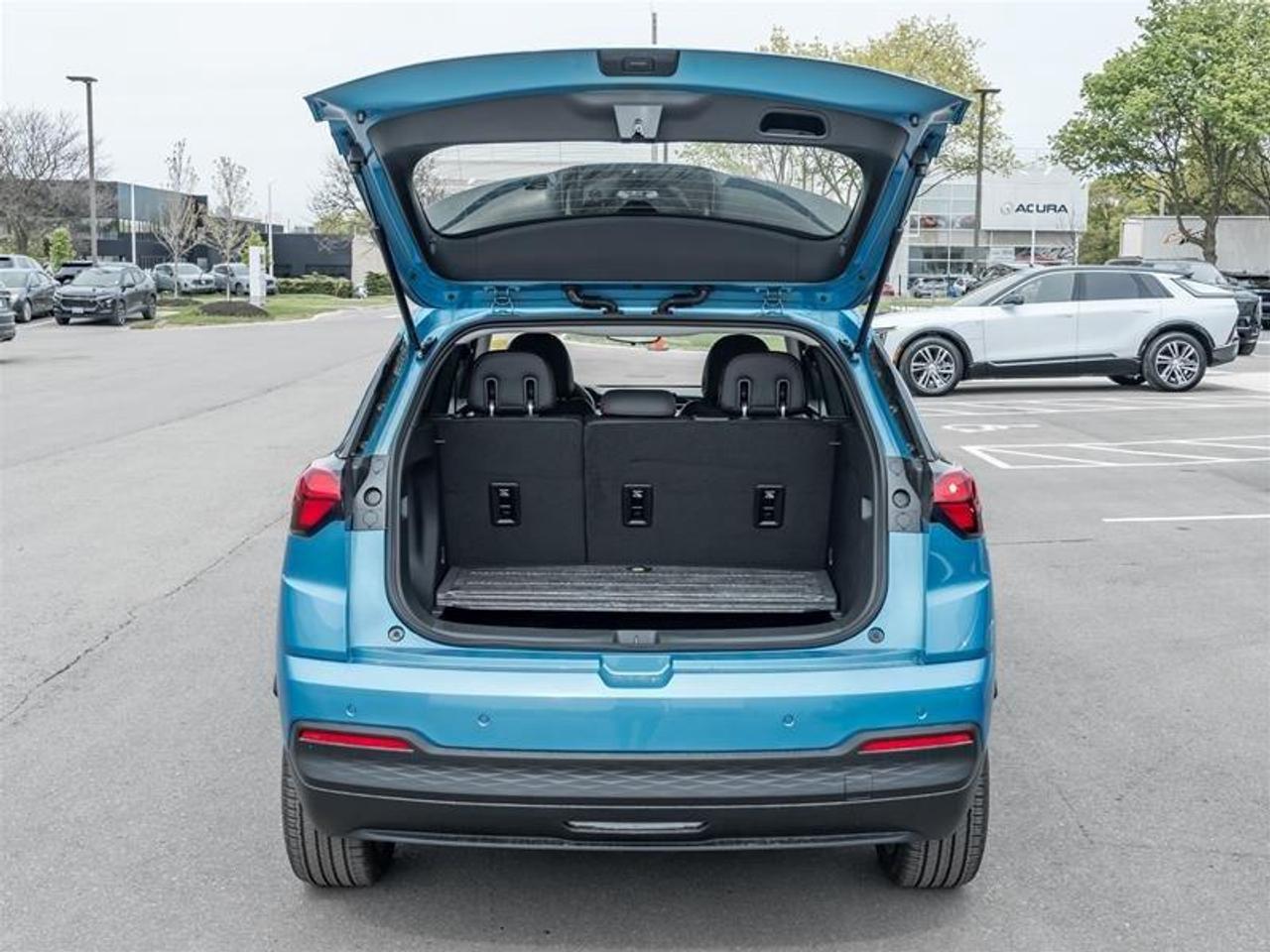 2027 Chevrolet Bolt RS 4dr Photo