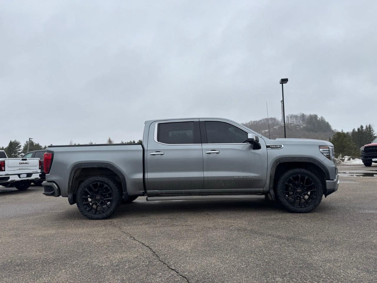 2023 GMC Sierra 1500 4WD Crew Cab 147  Denali Photo