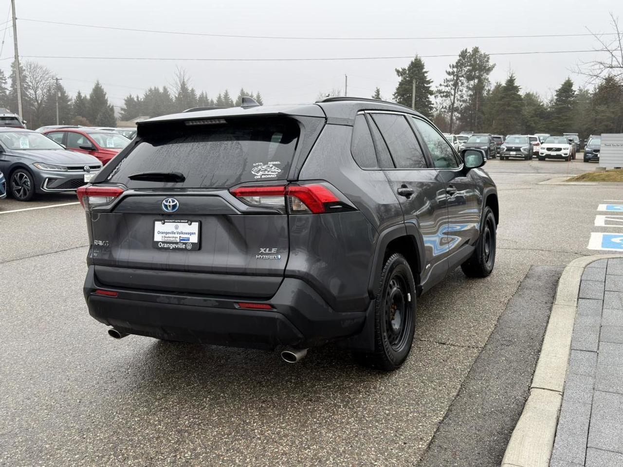 2023 Toyota RAV4 Hybrid XLE AWD Photo2