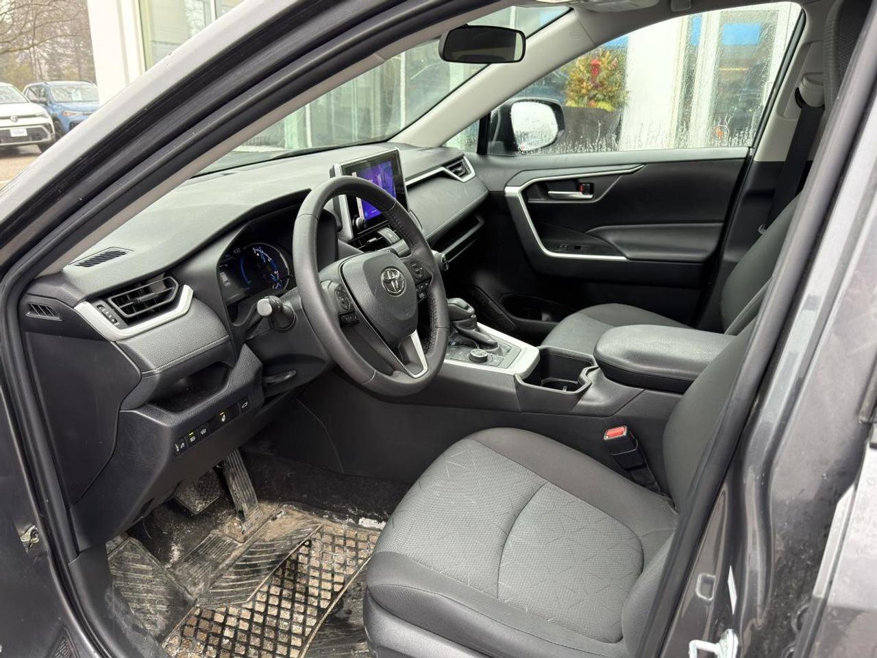 2023 Toyota RAV4 Hybrid XLE AWD Photo4