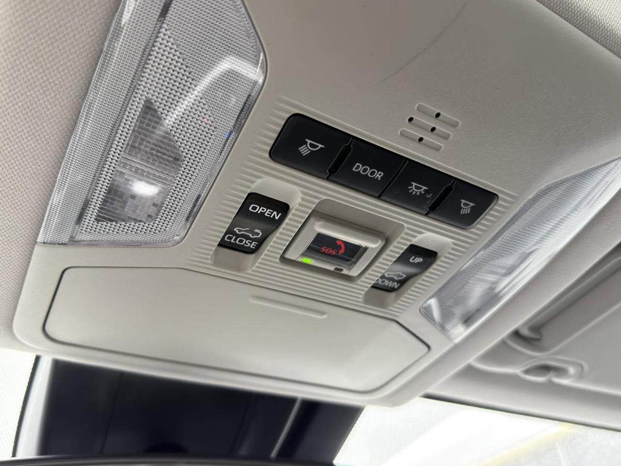 2023 Toyota RAV4 Hybrid XLE AWD Photo