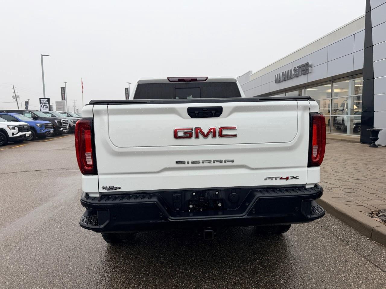 2023 GMC Sierra 1500 4WD Crew Cab 147  AT4X Photo