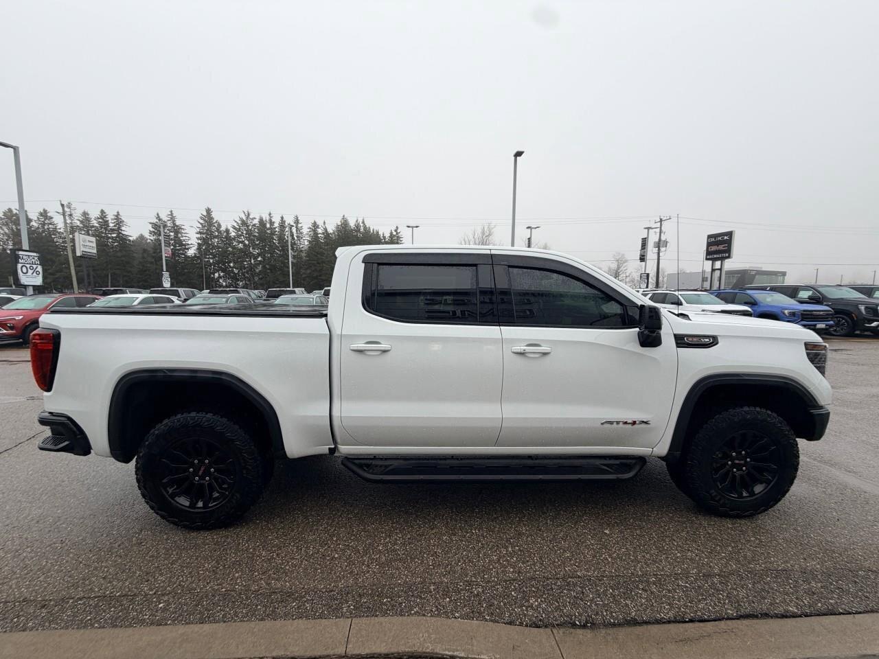 2023 GMC Sierra 1500 4WD Crew Cab 147  AT4X Photo