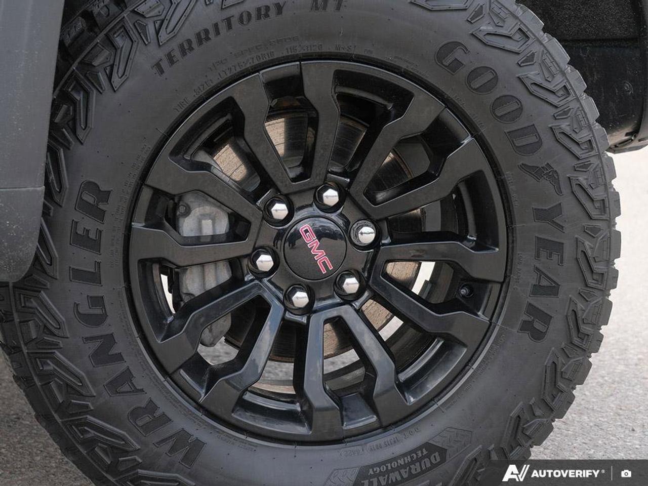 2023 GMC Sierra 1500 AT4XAT4X, 6.6L V8, 4X4, ALLOYS, LEATHER, BOSE, MAC Photo