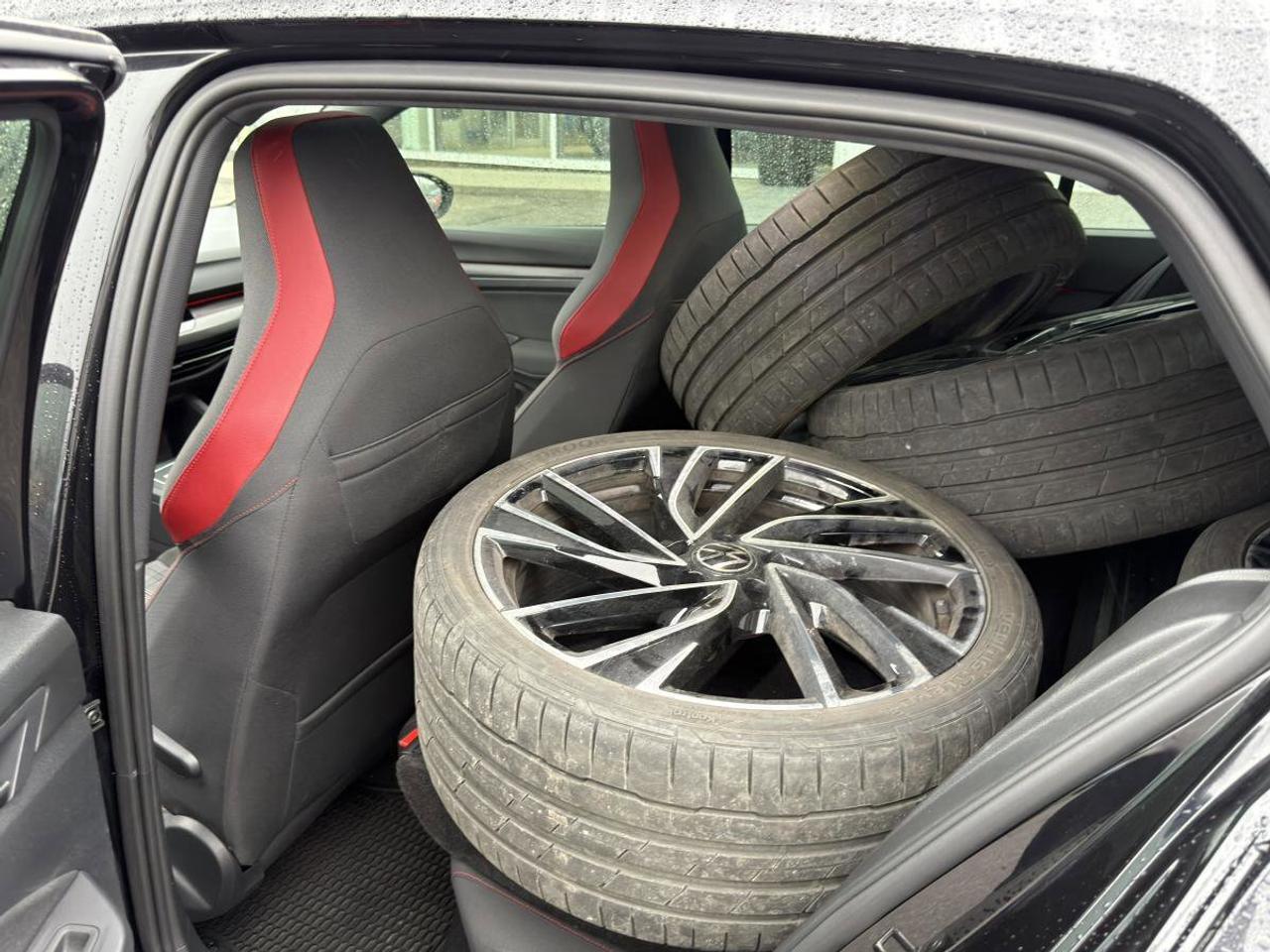 2022 Volkswagen Golf GTI Autobahn Auto Photo