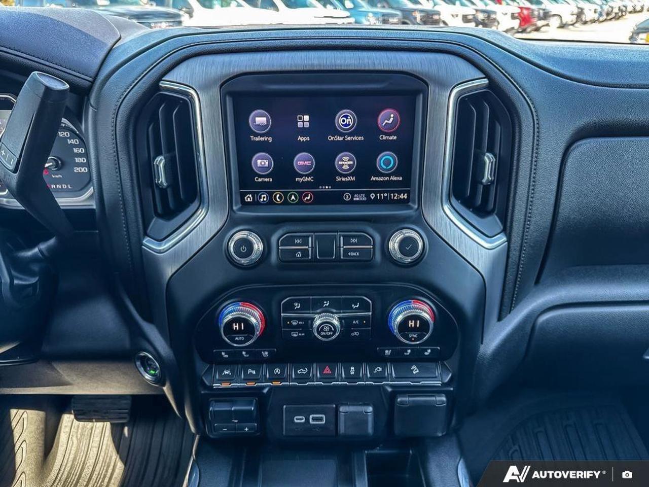 2020 GMC Sierra 1500 DenaliOne Owner   Trailer Brake Controller   Heate Photo