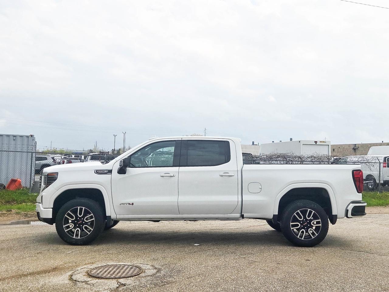 2026 GMC Sierra 1500 AT4 Photo