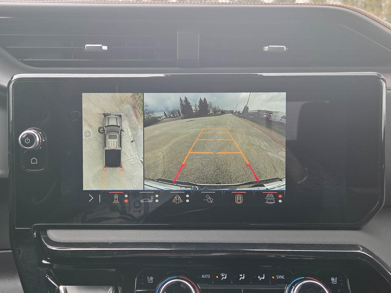2026 GMC Sierra 1500 AT4 Photo