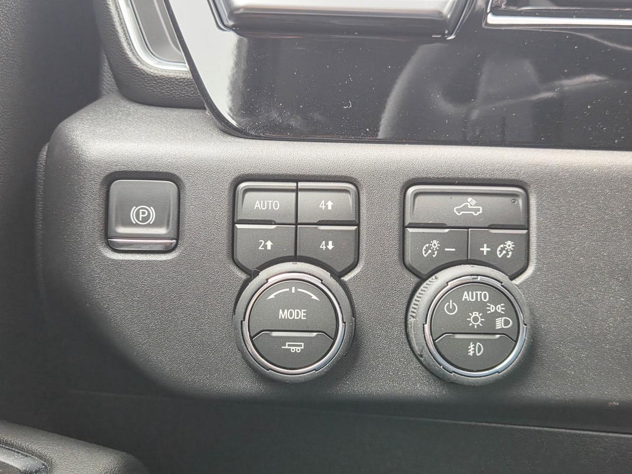 2026 Chevrolet Silverado 1500 LT Trail Boss Photo