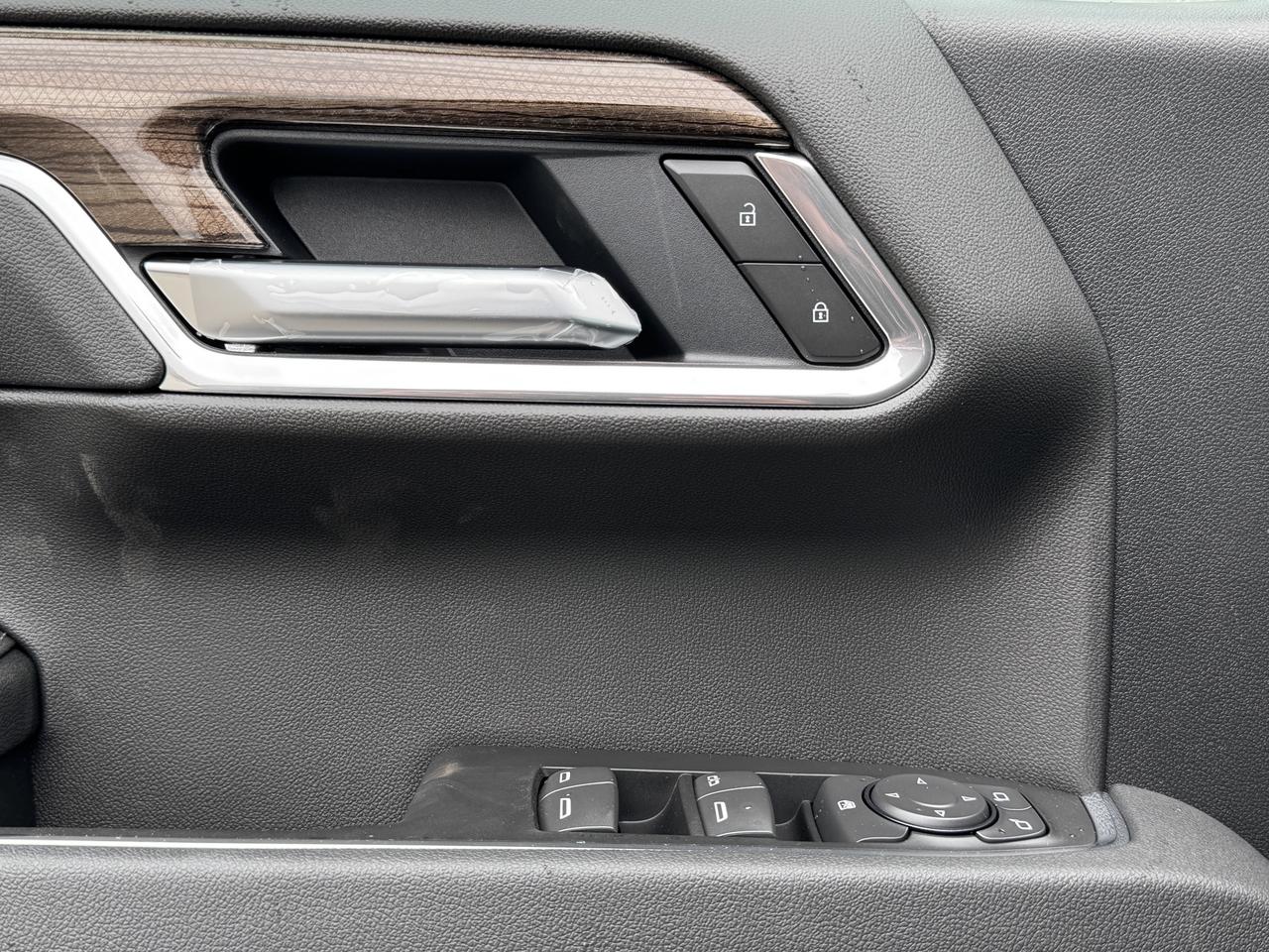2026 Chevrolet Silverado 1500 LT Trail Boss Photo