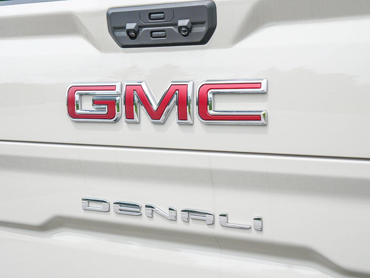 2026 GMC Sierra 1500 Denali Photo