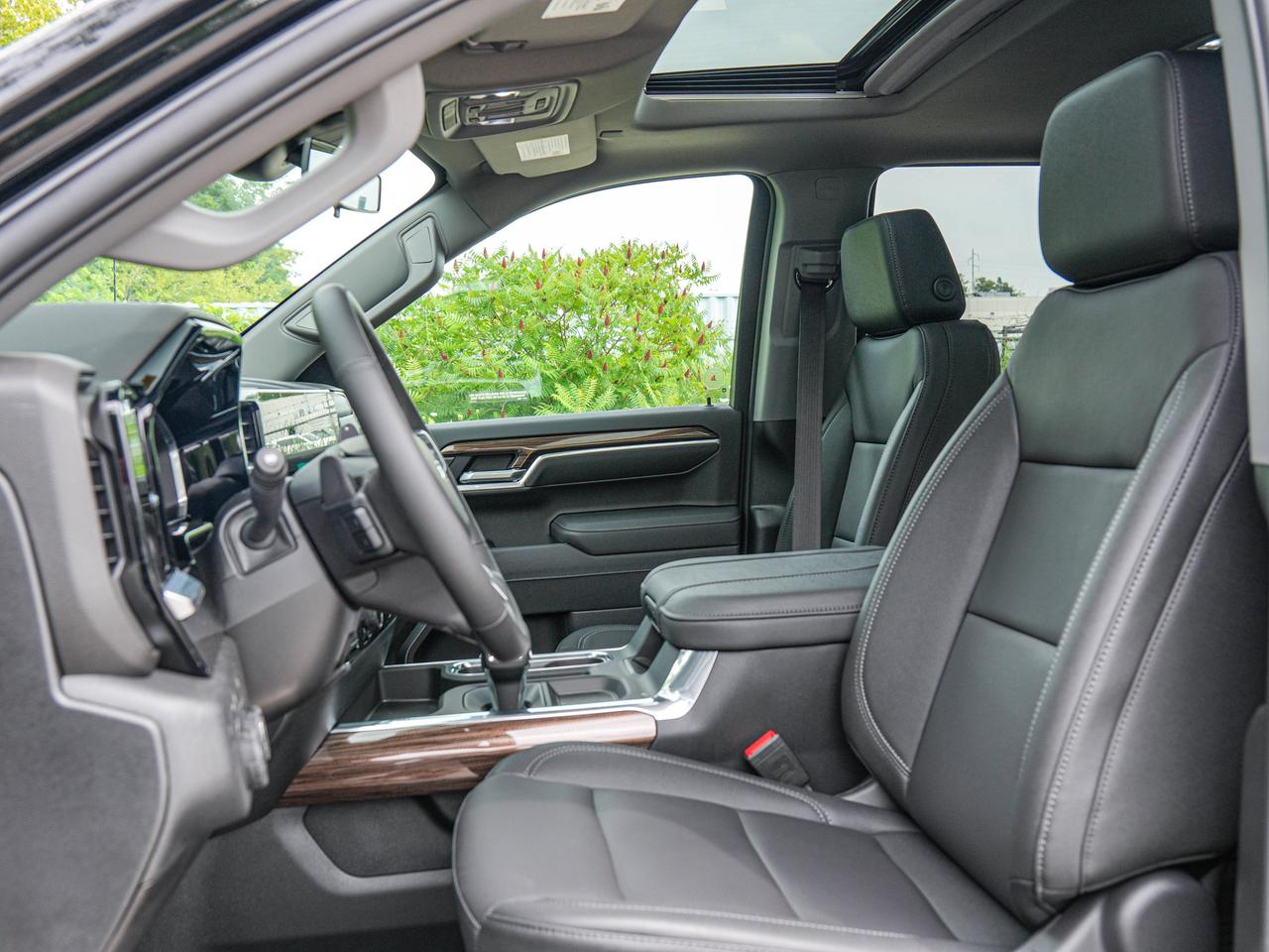 2026 Chevrolet Silverado 1500 RST Photo
