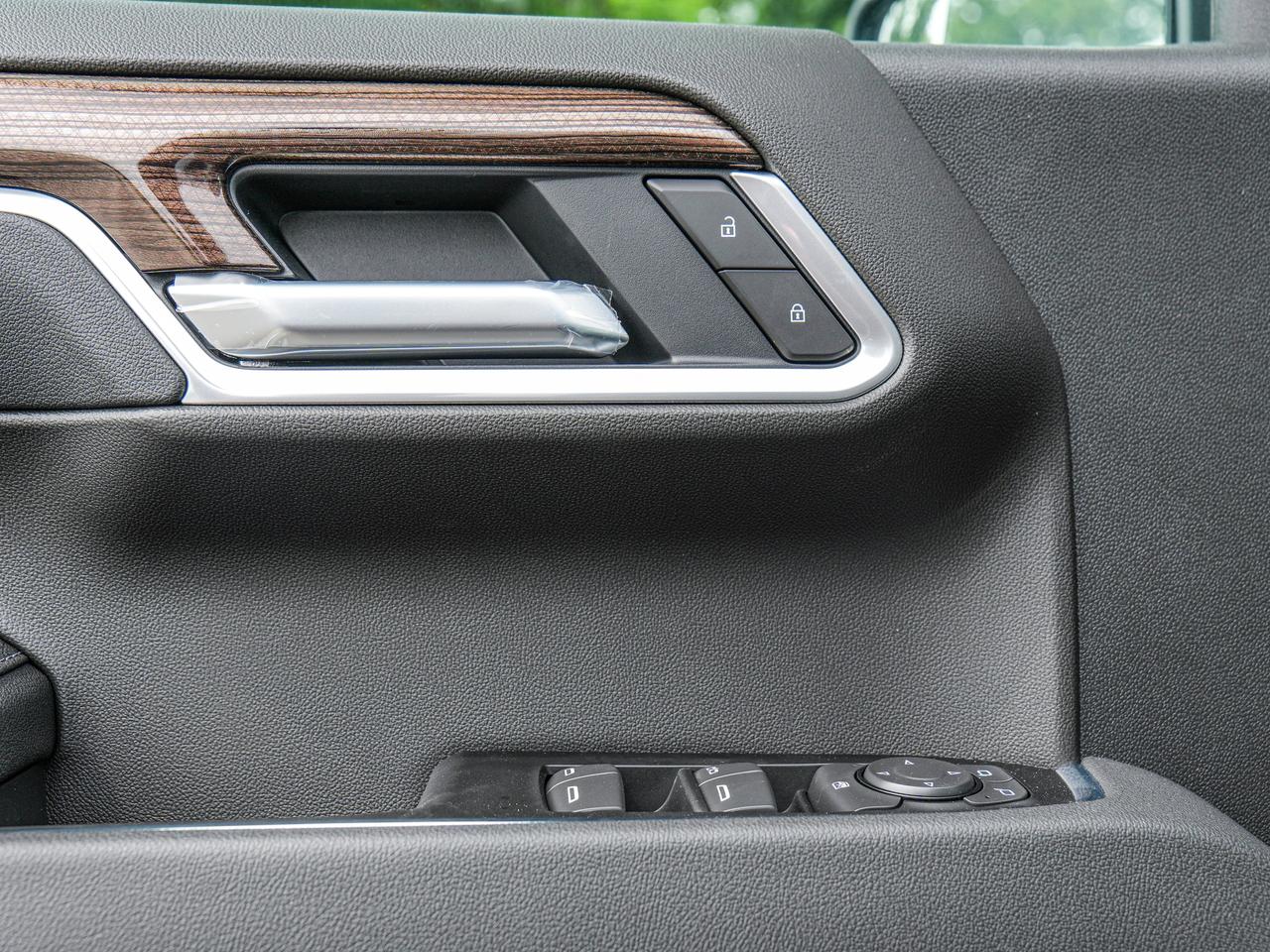 2026 Chevrolet Silverado 1500 RST Photo