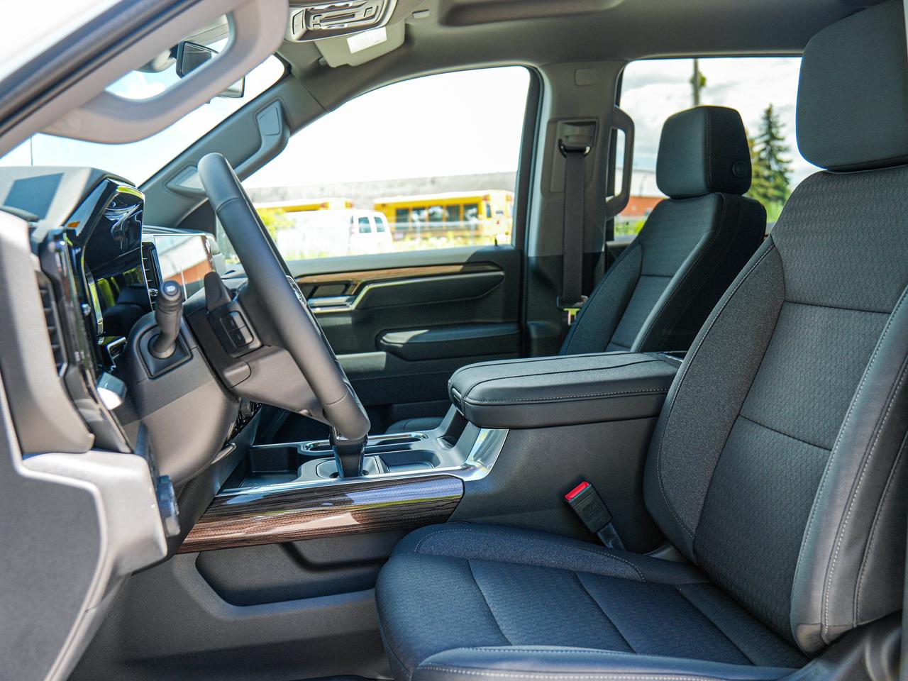 2026 Chevrolet Silverado 1500 LT Trail Boss Photo