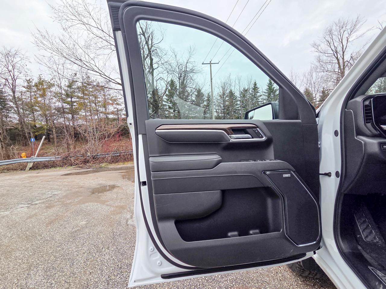 2026 Chevrolet Silverado 1500 LT Trail Boss Photo