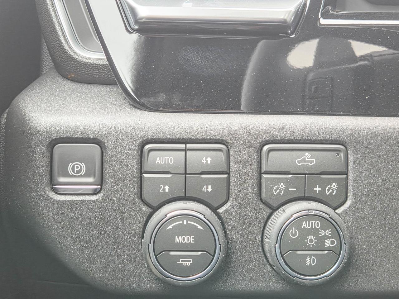2026 Chevrolet Silverado 1500 LT Trail Boss Photo