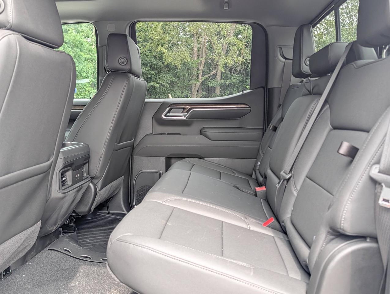 2026 Chevrolet Silverado 1500 LT Trail Boss Photo