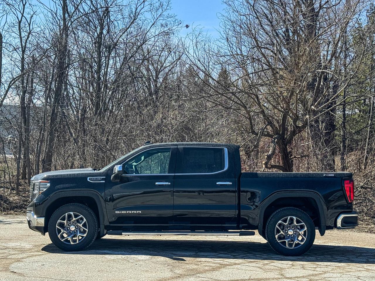 2026 GMC Sierra 1500 AT4 Photo