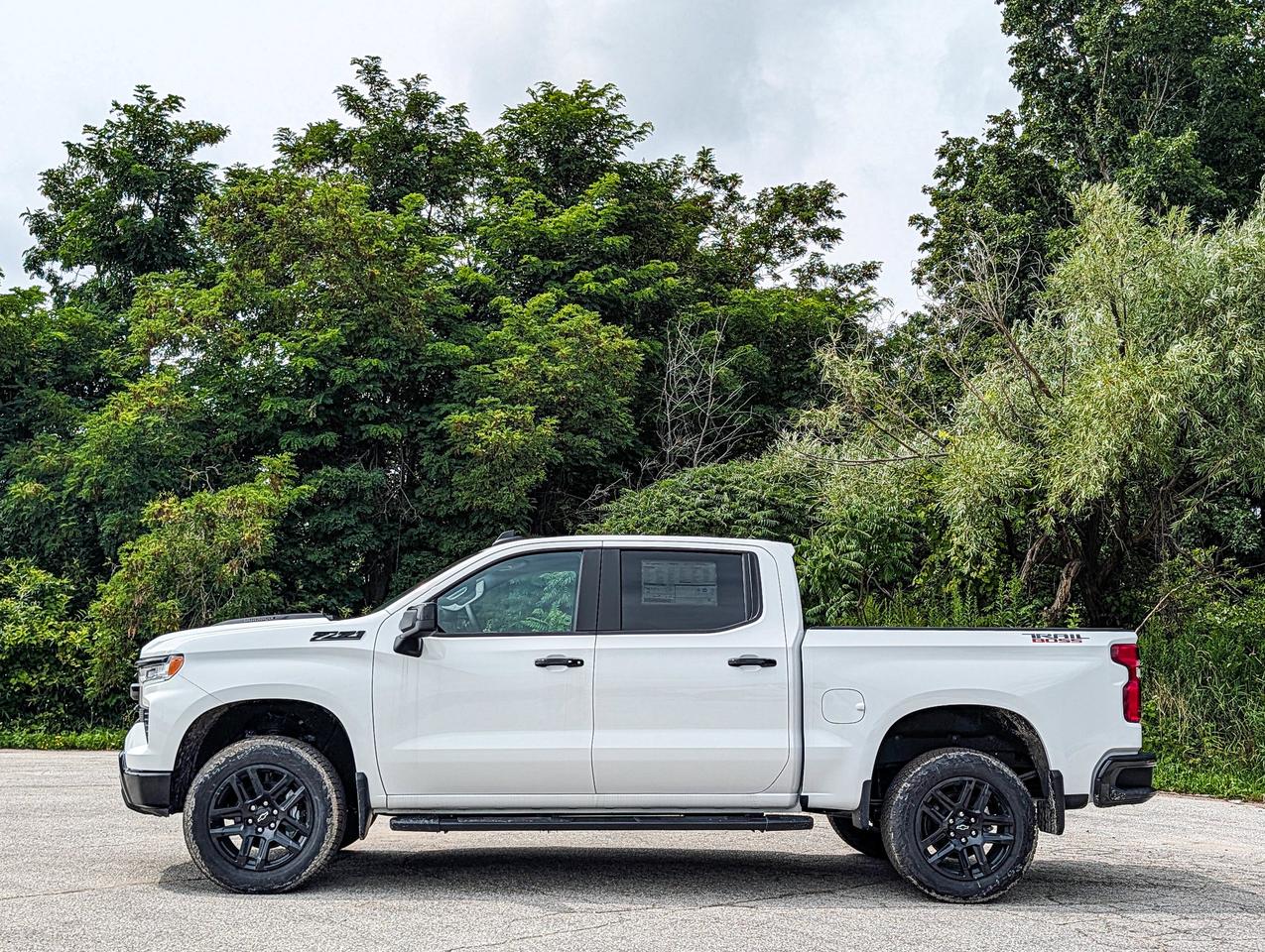 2026 Chevrolet Silverado 1500 LT Trail Boss Photo