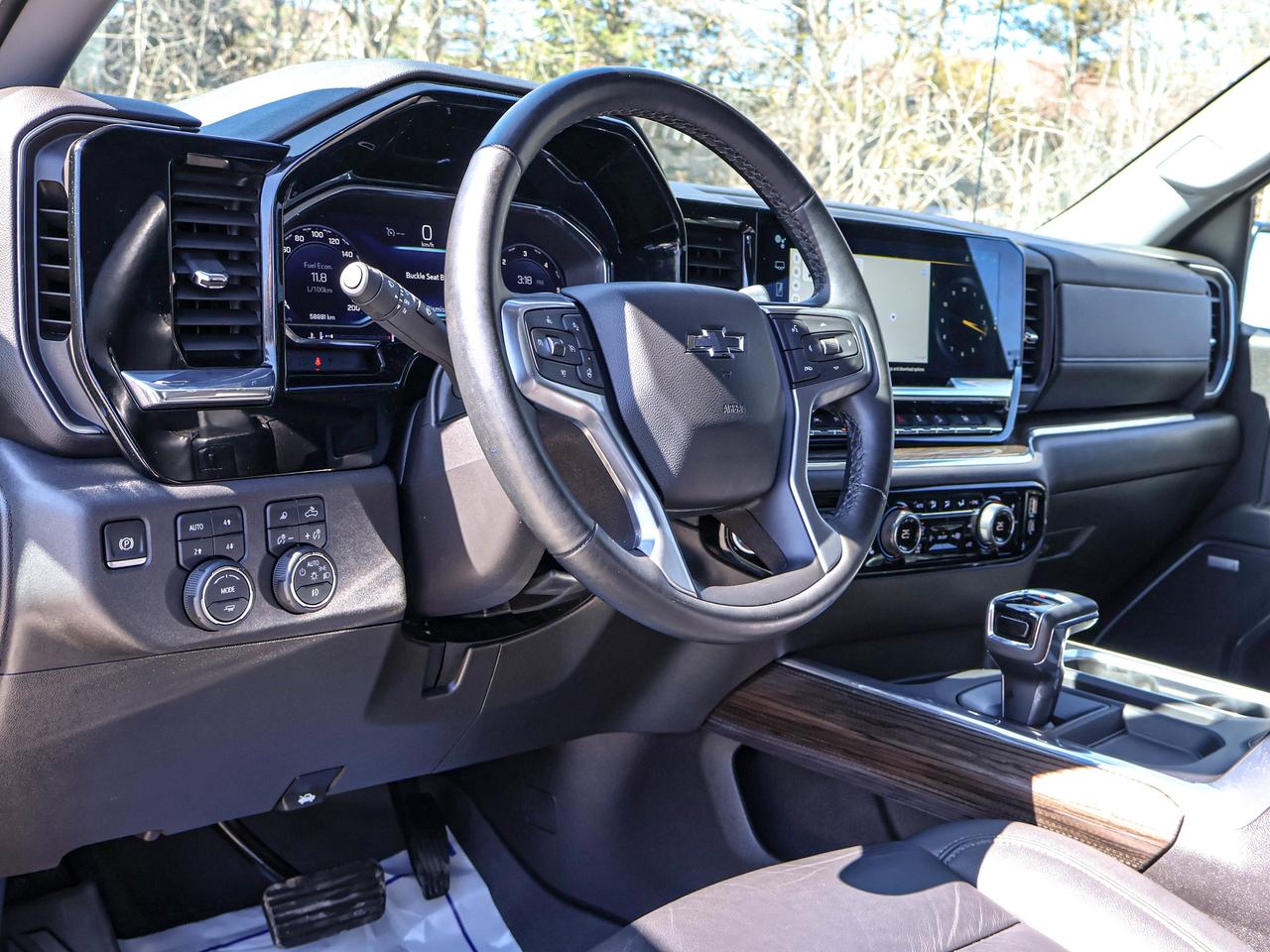 2024 Chevrolet Silverado 1500 RST Photo