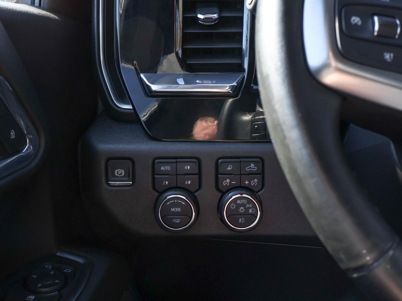 2024 Chevrolet Silverado 1500 RST Photo