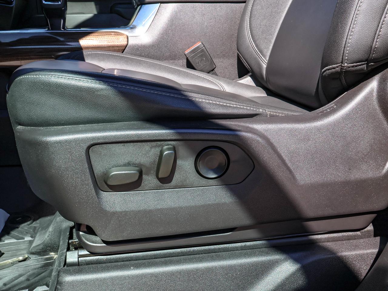 2024 Chevrolet Silverado 1500 RST Photo