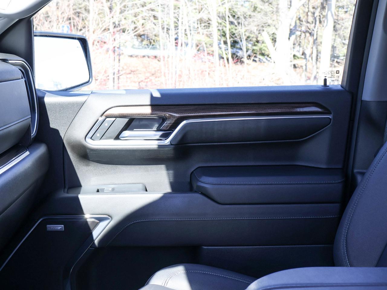 2024 Chevrolet Silverado 1500 RST Photo