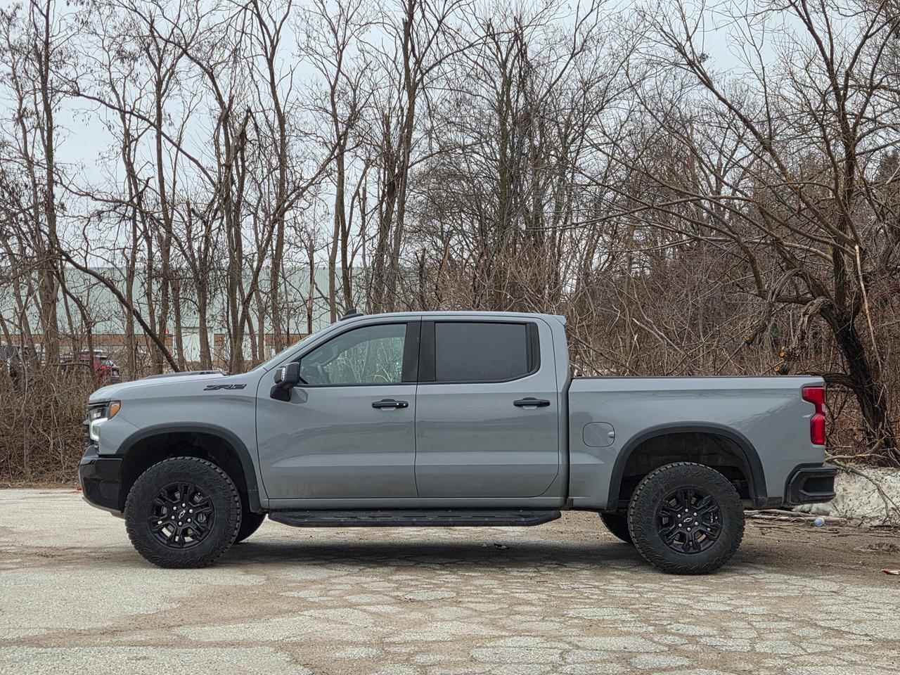 2024 Chevrolet Silverado 1500 ZR2 Photo