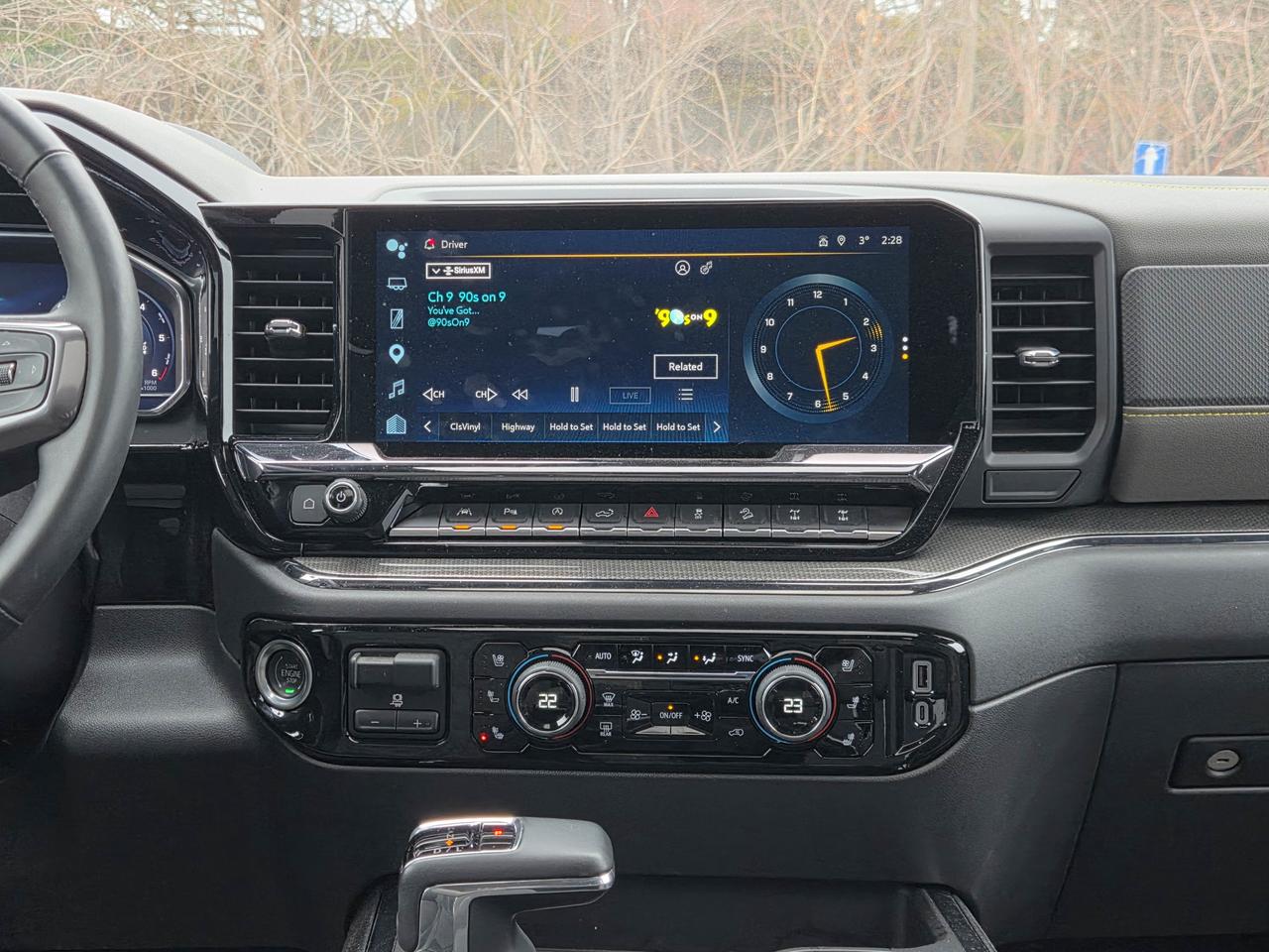 2024 Chevrolet Silverado 1500 ZR2 Photo