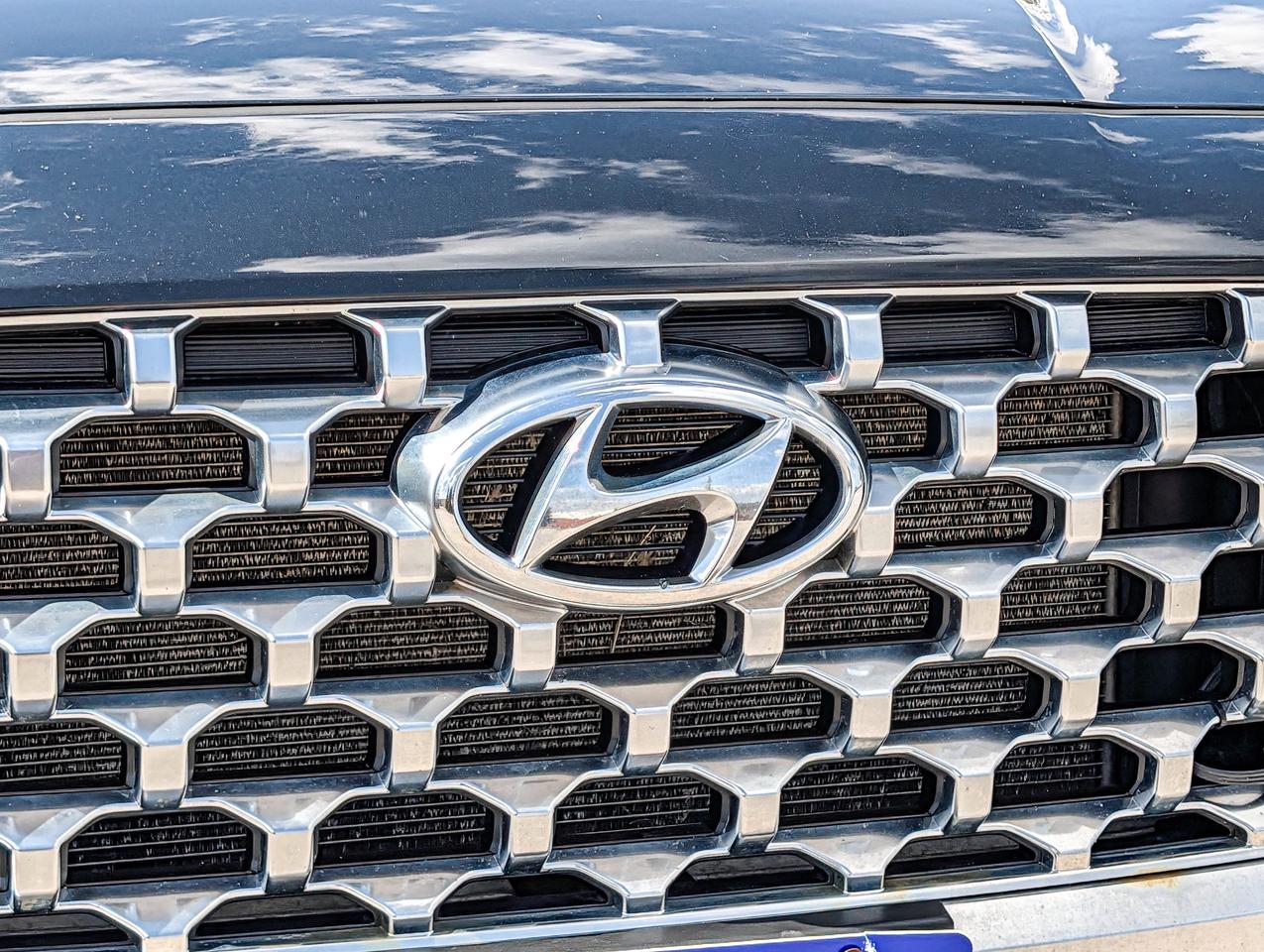 2022 Hyundai Santa Fe Preferred Photo