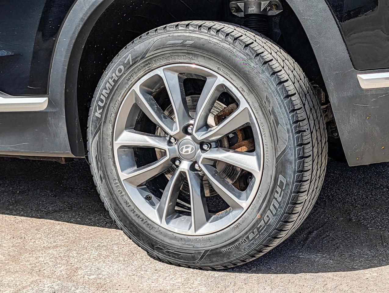 2022 Hyundai Santa Fe Preferred Photo