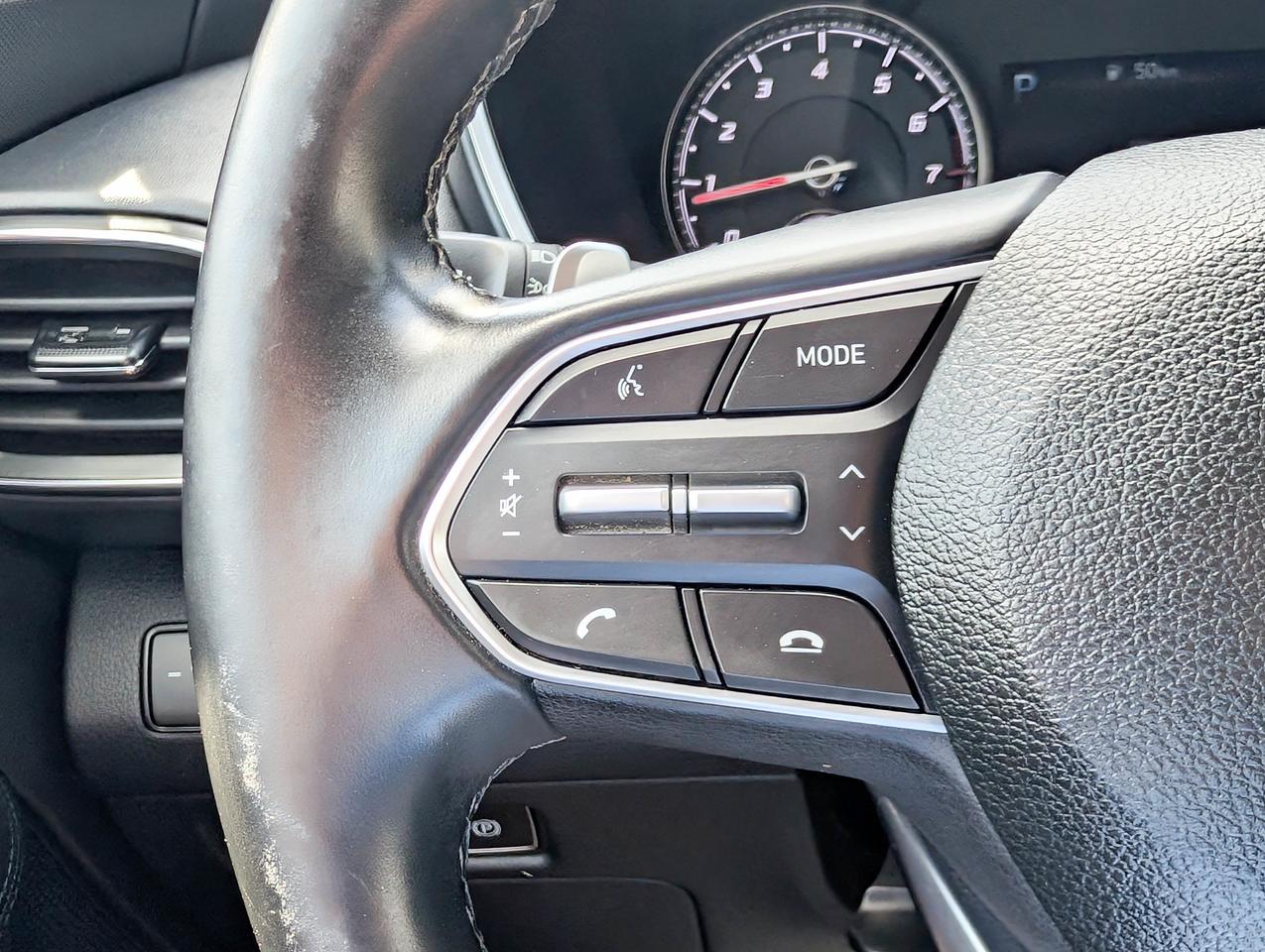 2022 Hyundai Santa Fe Preferred Photo